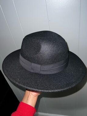 NWT Classic Black Wool Fedora Hat